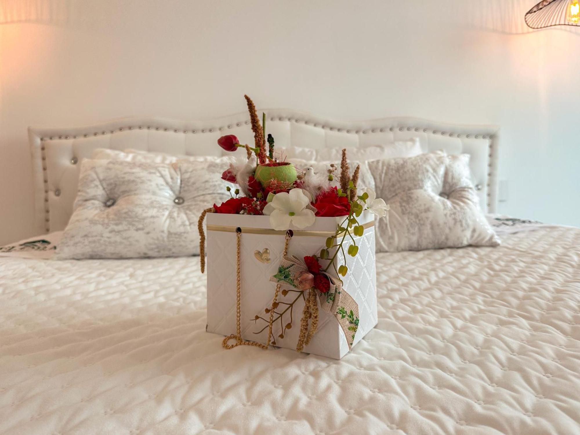 Flora Guest House Марку-ди-Канавезиш Экстерьер фото